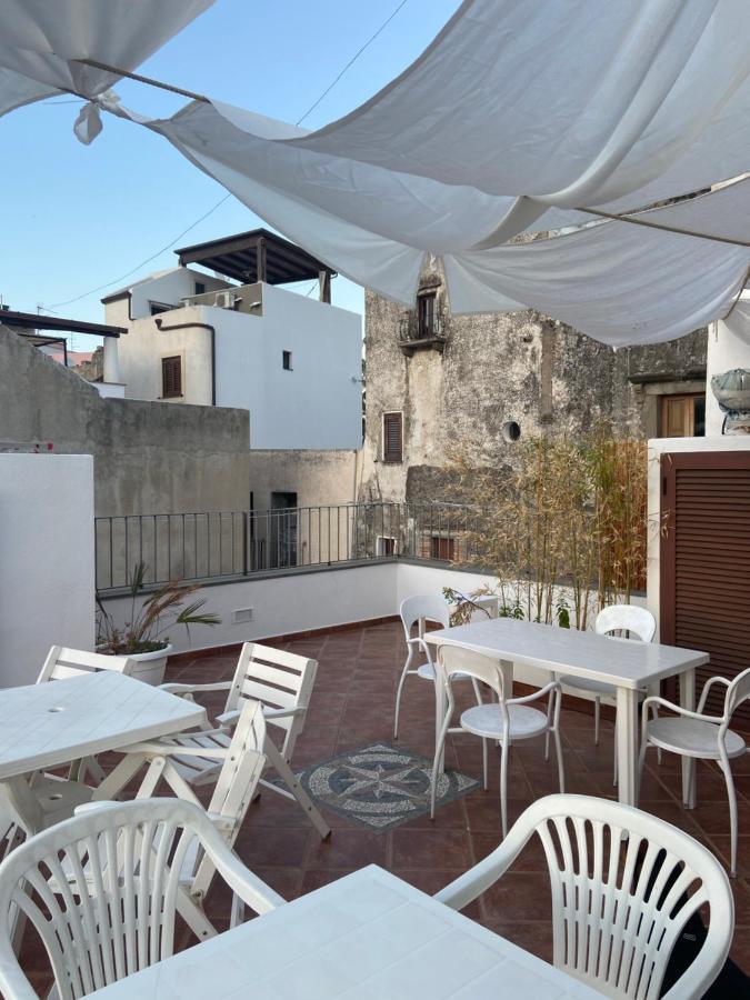 Апартаменты Casa Isabella Loc Turist Br Липари Экстерьер фото