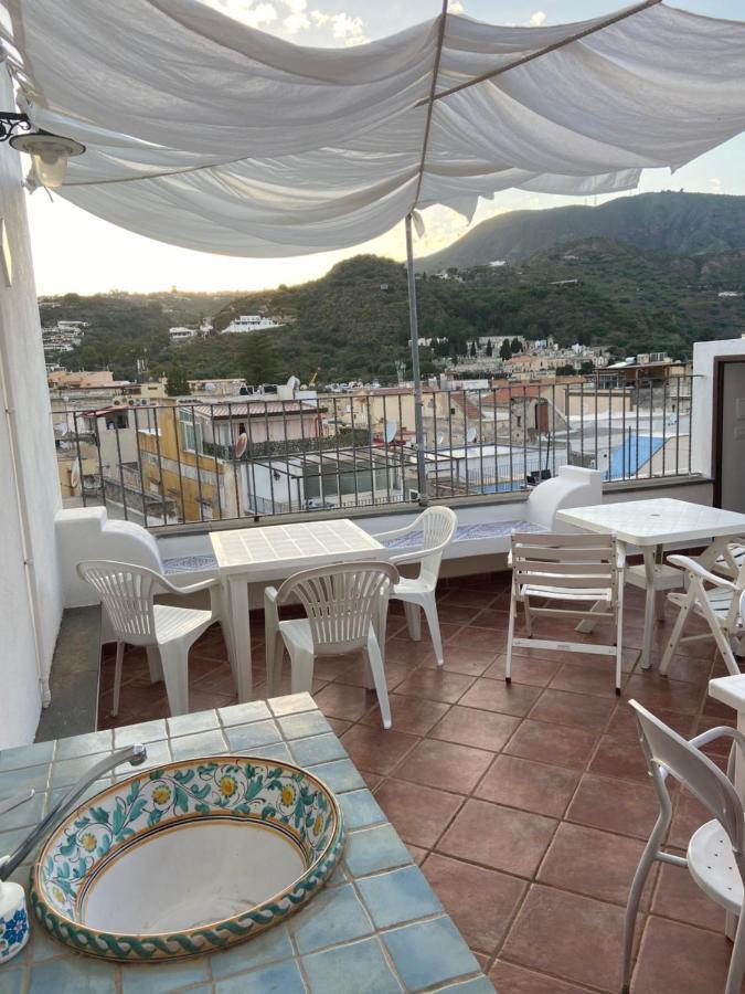 Апартаменты Casa Isabella Loc Turist Br Липари Экстерьер фото