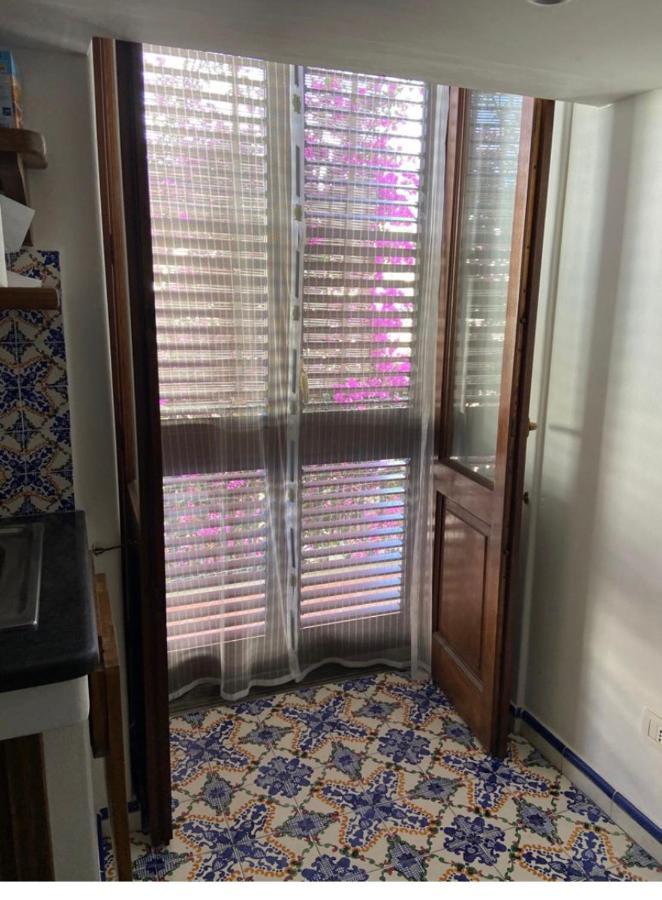Апартаменты Casa Isabella Loc Turist Br Липари Экстерьер фото