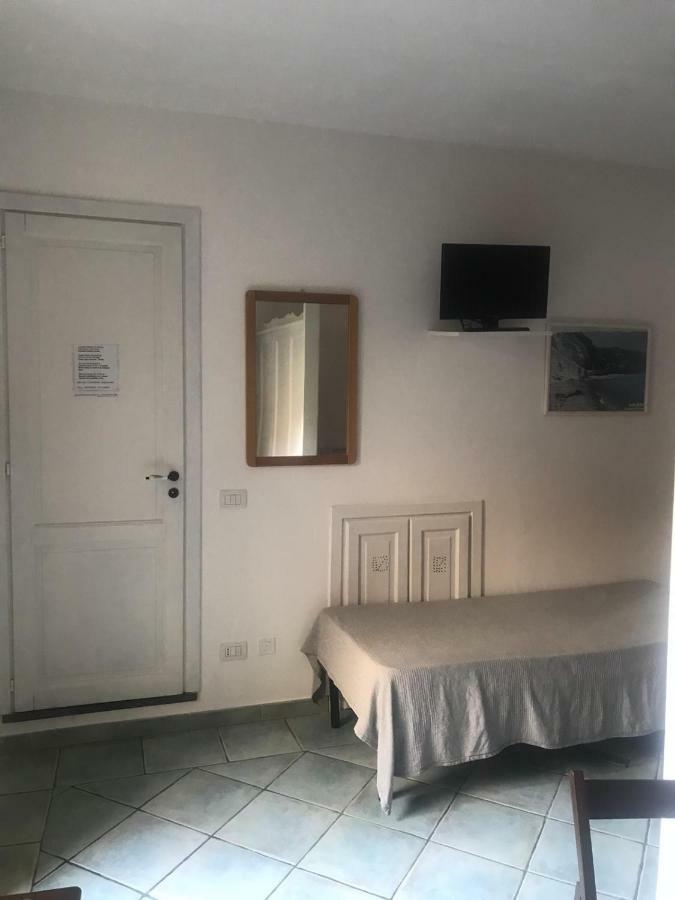 Апартаменты Casa Isabella Loc Turist Br Липари Экстерьер фото