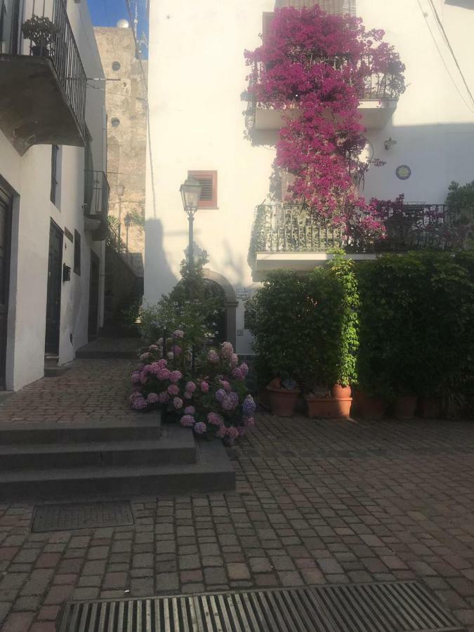 Апартаменты Casa Isabella Loc Turist Br Липари Экстерьер фото